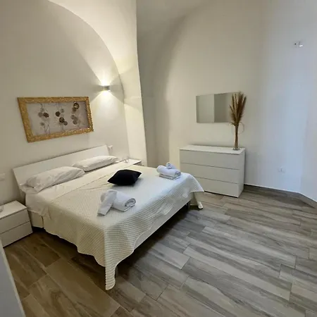Apartment Living 50 *